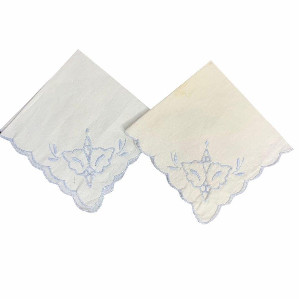 Set of 2 Vintage Handmade Napkins 10 x 10 Square Cream Cutout Embroidery Scallop